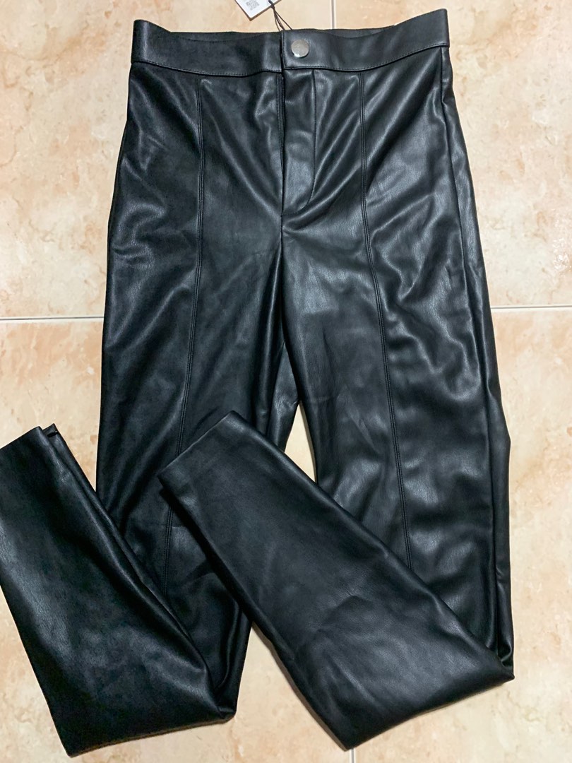 ZARA BNWT Faux Leather Leggings  Faux leather leggings, Leather leggings,  Zara