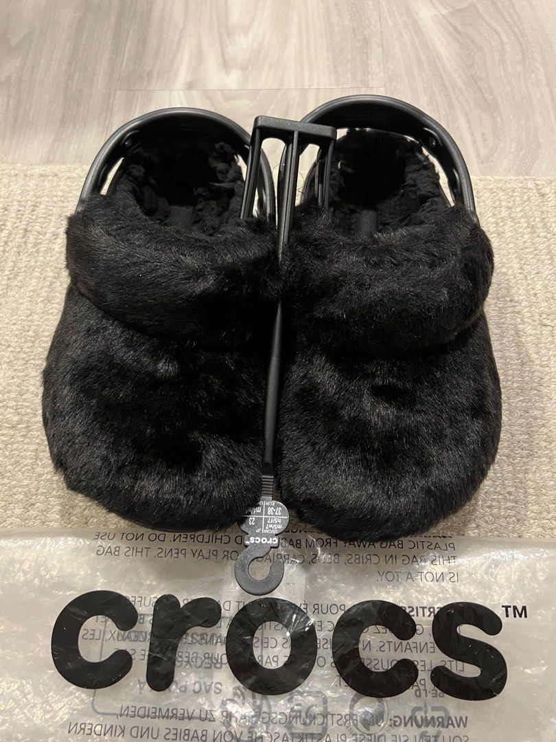 Furry cheap black slippers