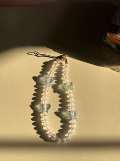 (Category: ) located in . Submitted by lotsobeads (Listing ID 1262239137, Image 1). Description: .