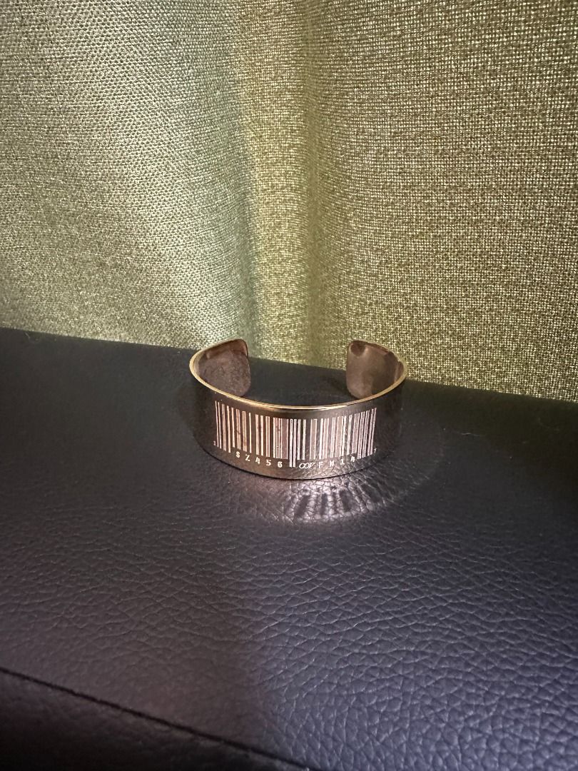 Cast of vices Bracelet, Women's Fashion, Jewelry & Organisers