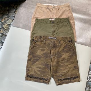 Celana Pendek Camo Uniqlo