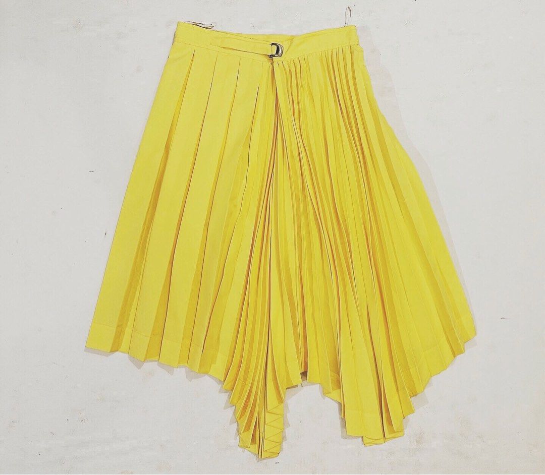 Celine SS18 asymmetrical pleated skirt