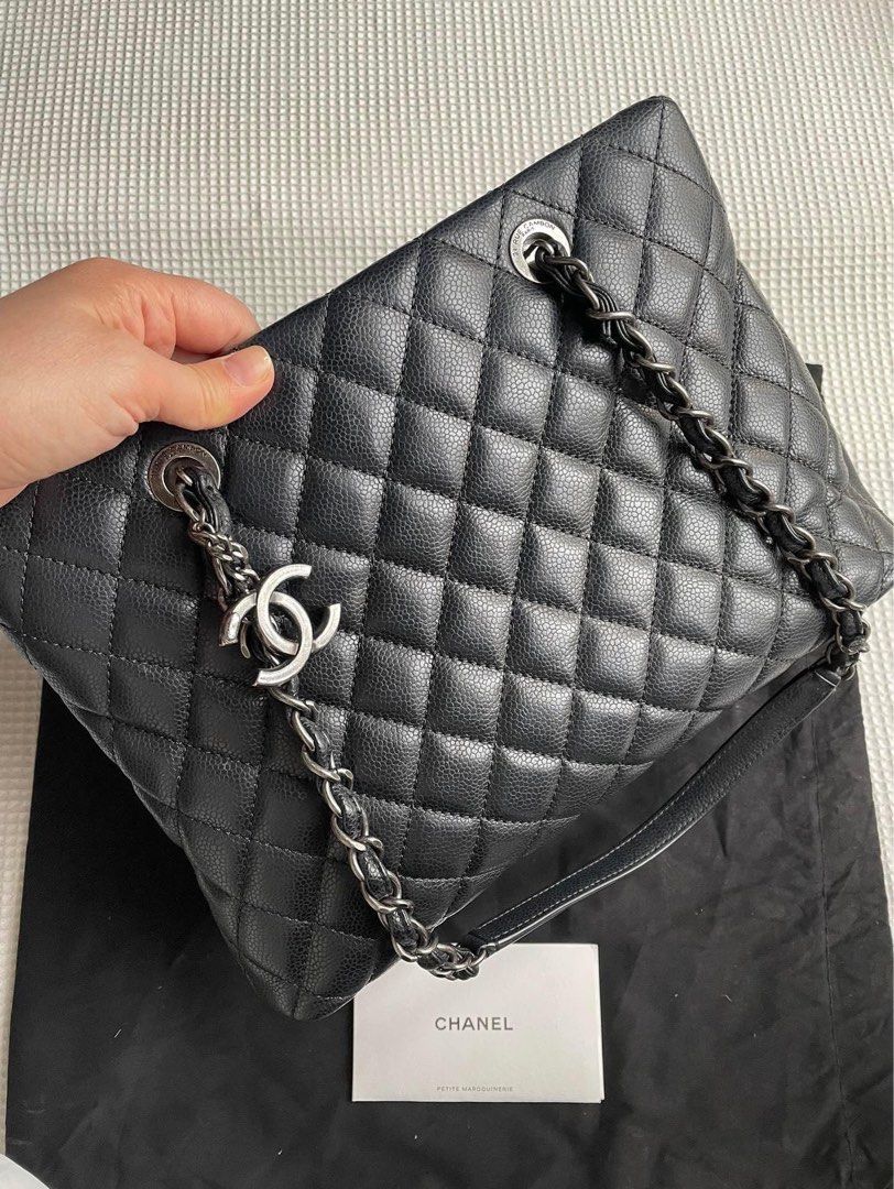 Chanel tote clearance caviar black