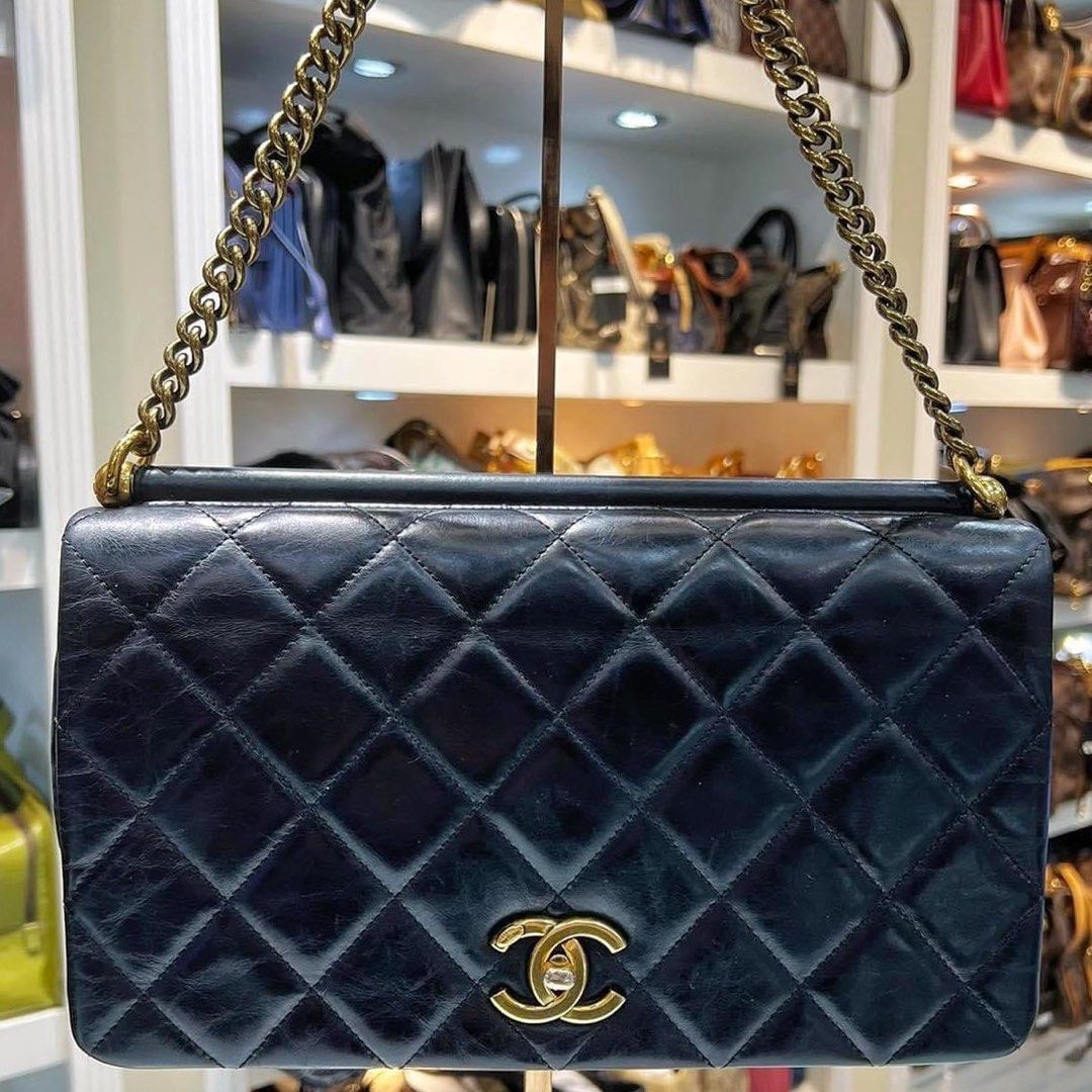 Chanel Messenger, Luxury, Bags & Wallets on Carousell