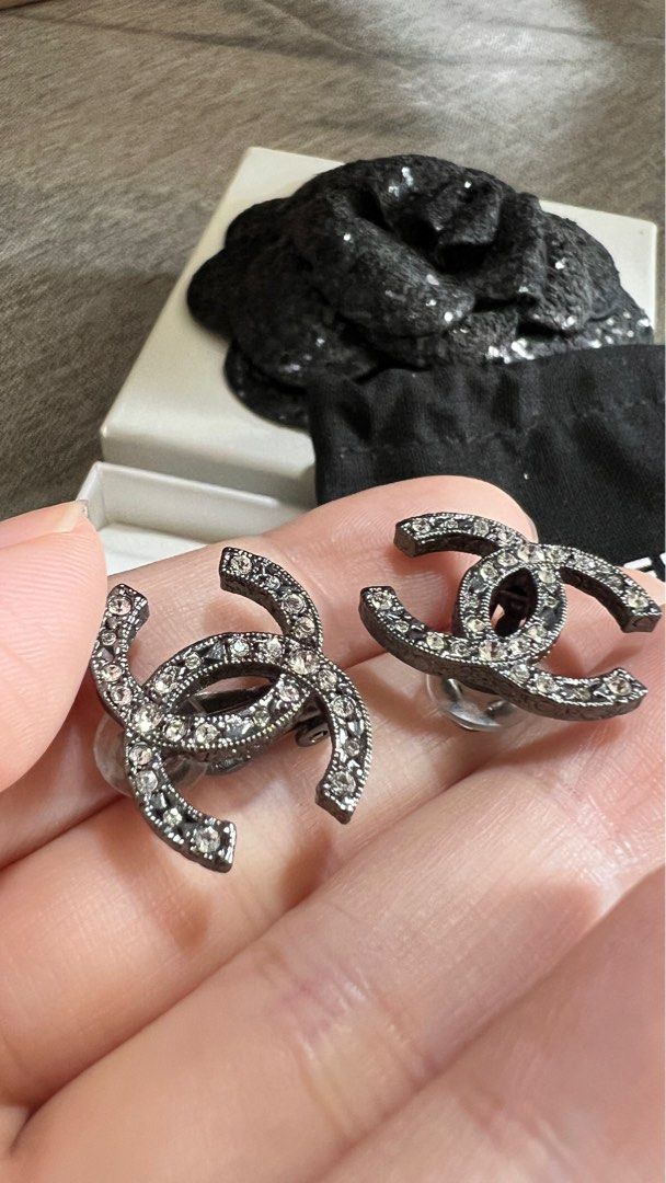 Classic CC Chanel Earrings Clip On, Luxury, Accessories on Carousell