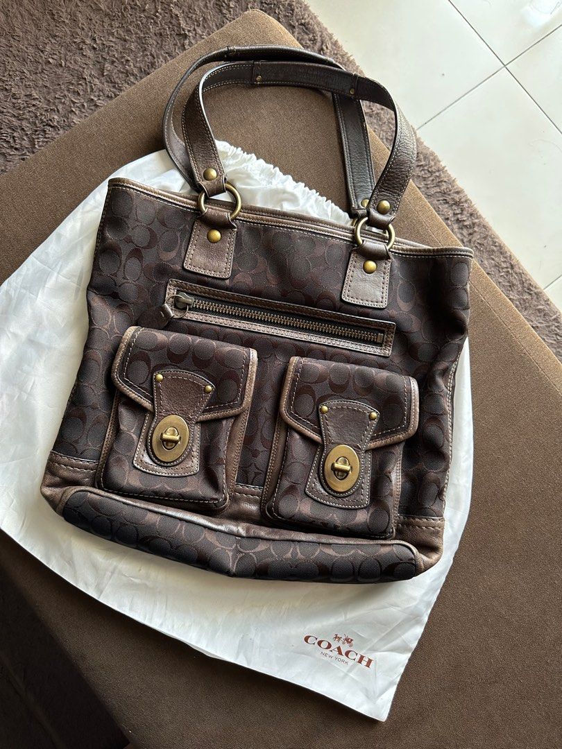 Coach gigi hotsell leather tote