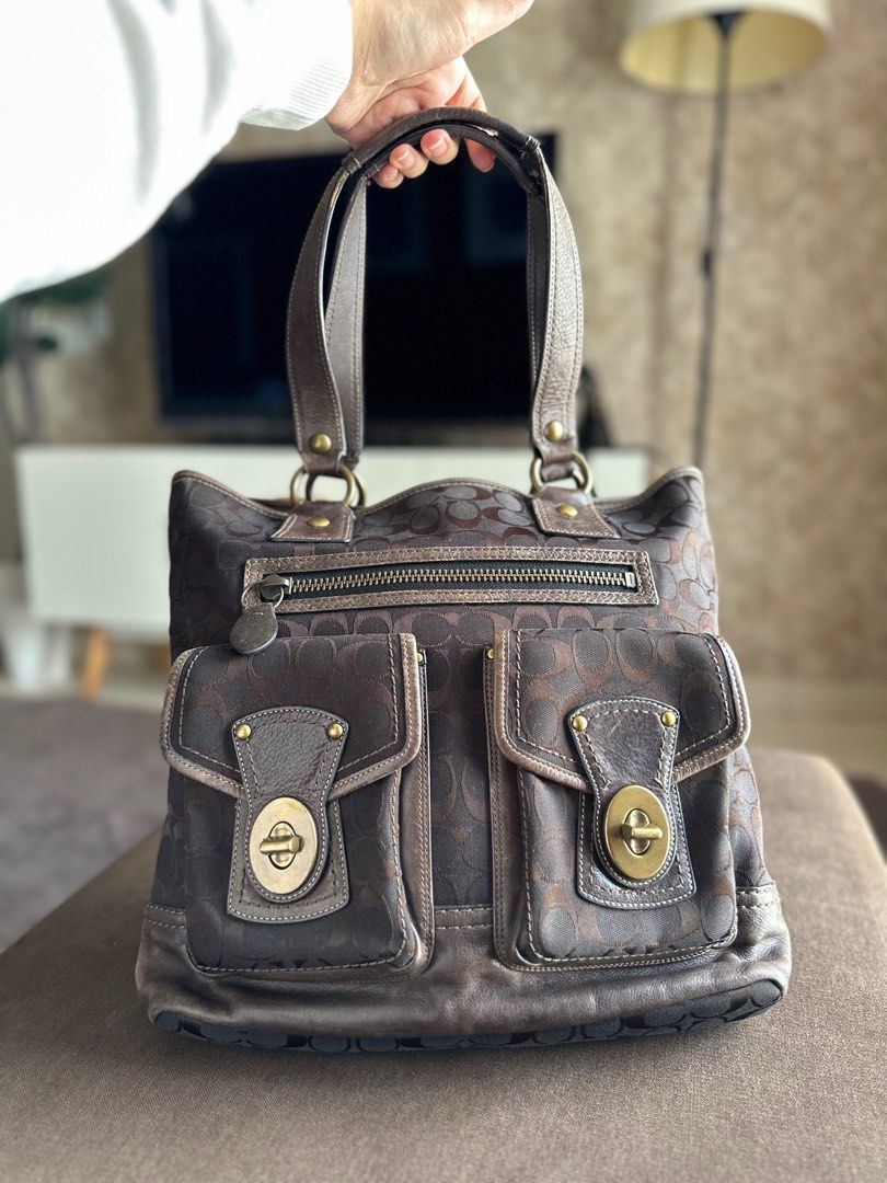 Coach Brown Signature GIGI Shoulder Large Bag Luxury Bags
