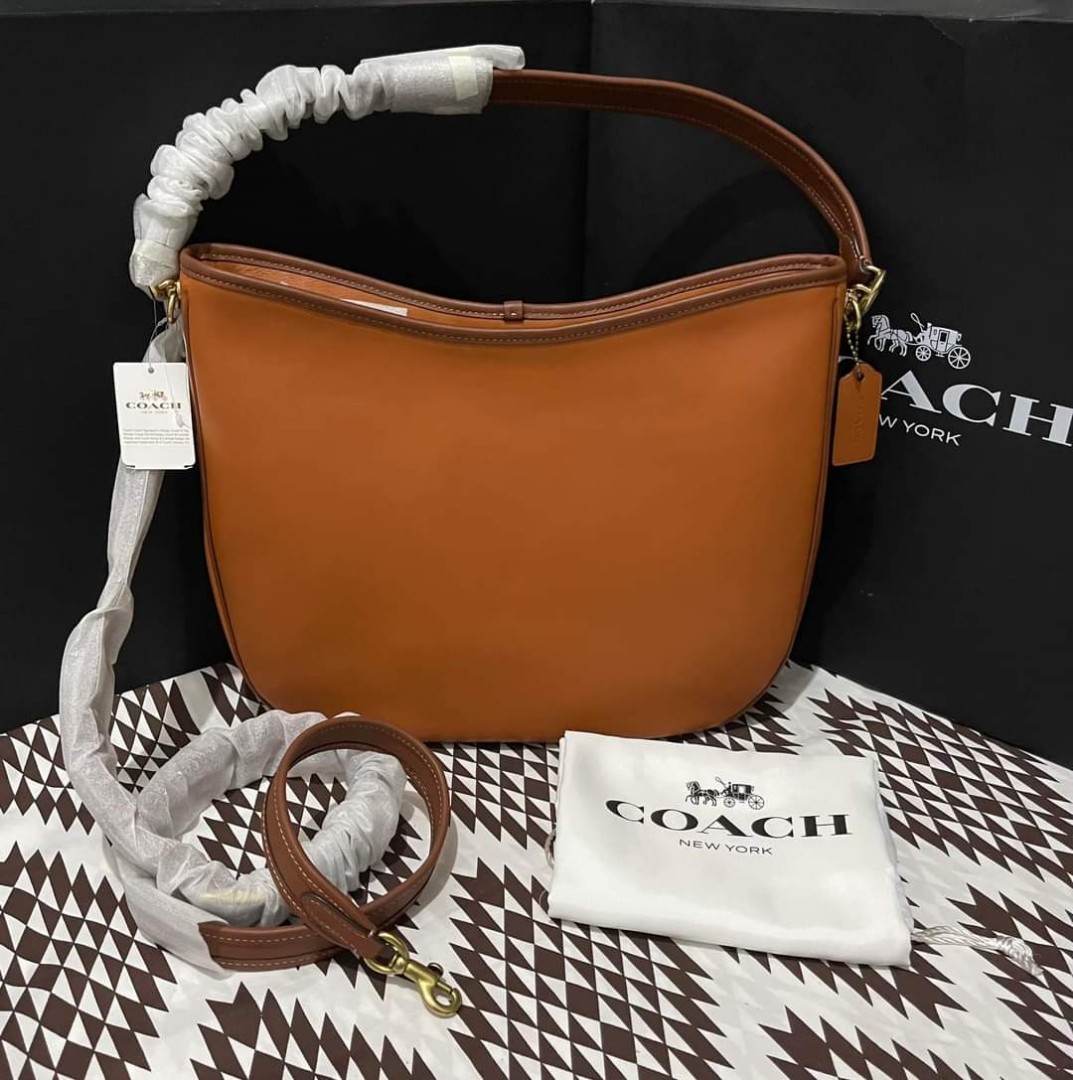 Coach Bag- Ariana Grande Limited Edition, Women's Fashion, Bags & Wallets,  Tote Bags on Carousell