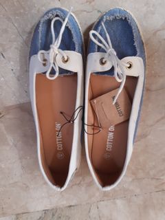 Cotton On Boat Shoes Size 9