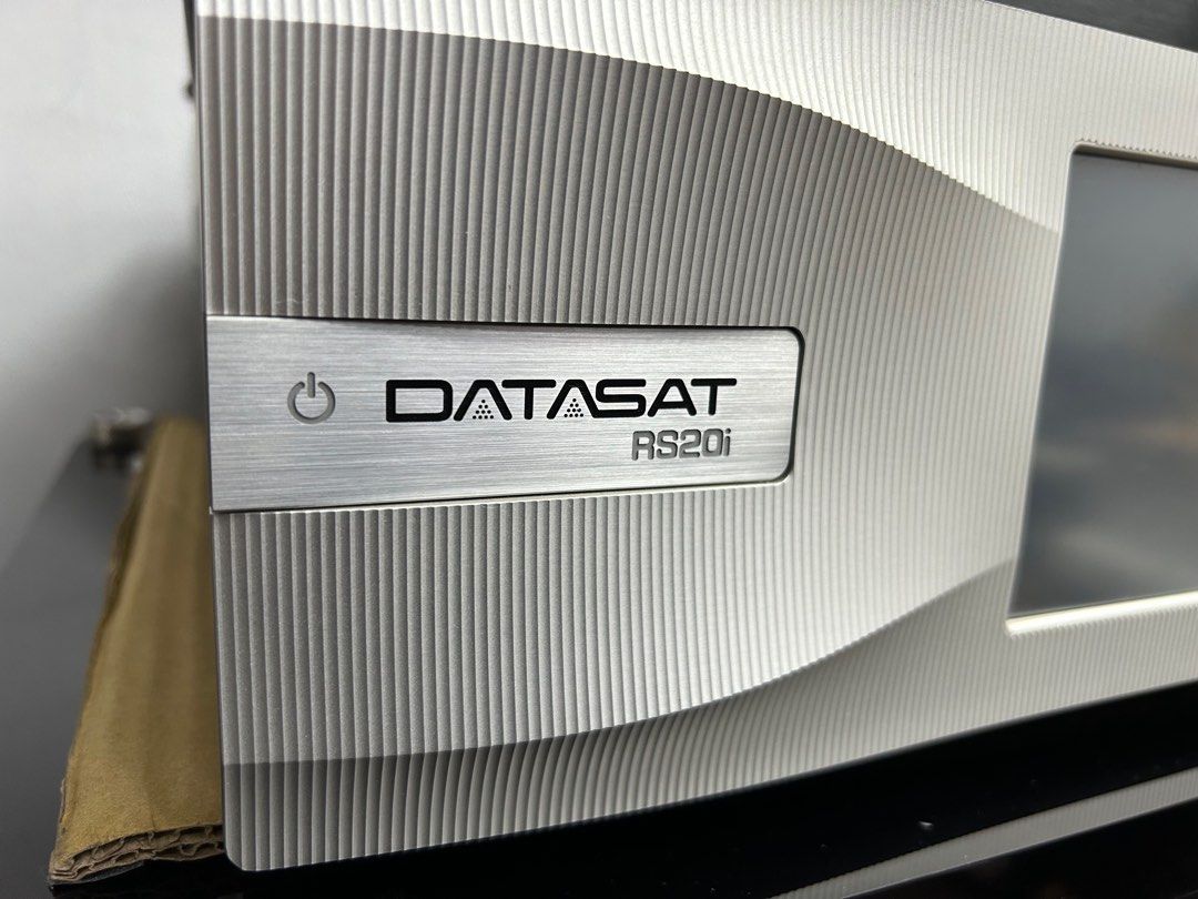 DataSat RS20i Surround Sound Processor w/ Transparent Audio Portal