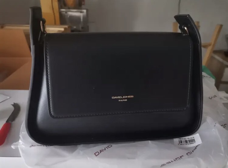 David Jones Paris shoulder bag, Women's Fashion, Bags & Wallets