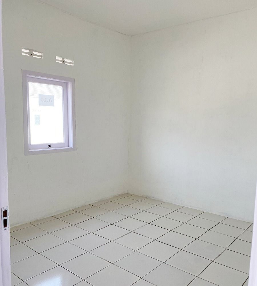 dijual_rumah_baru_di_karangwan_1698293284_6fc47344_progressive