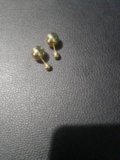 Dior gold earring