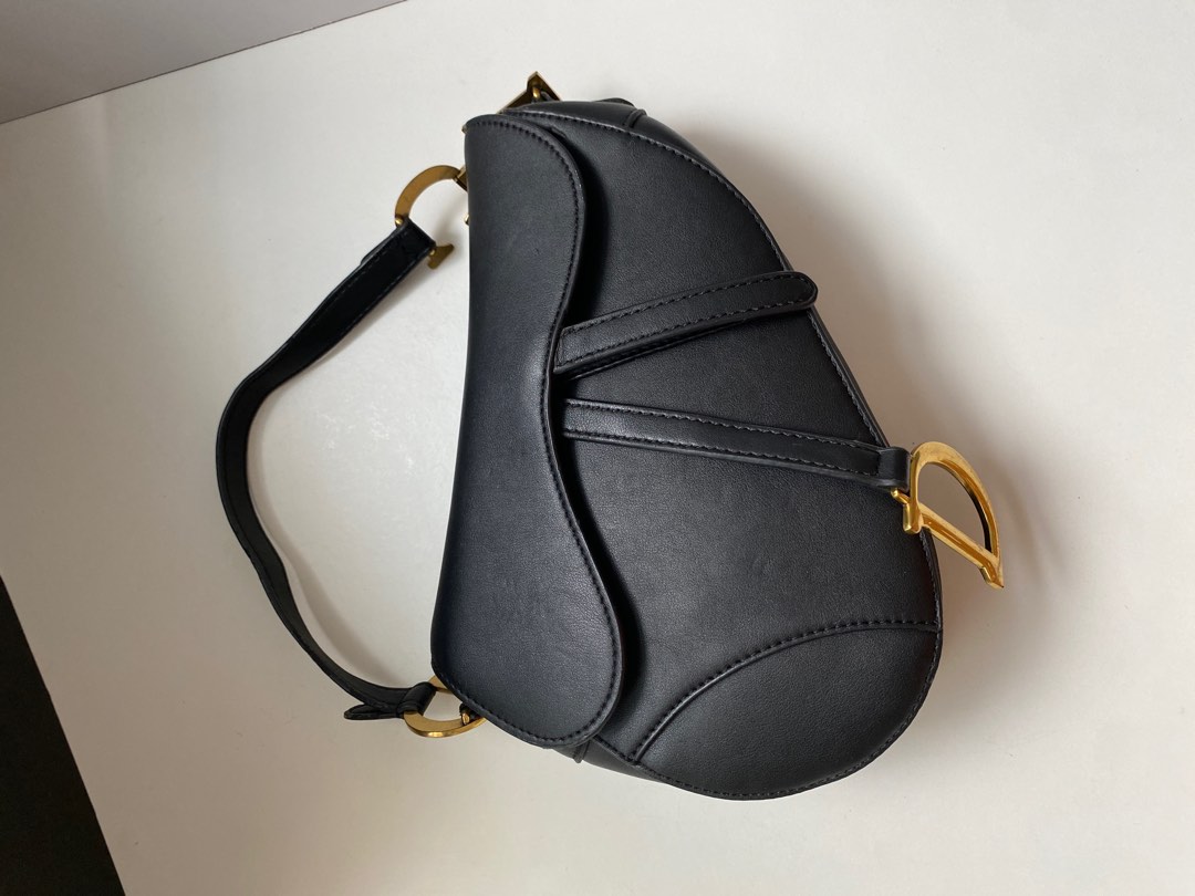 Dior saddle hotsell calfskin