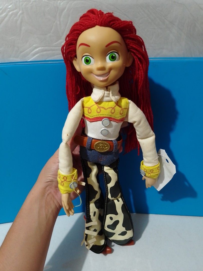 Jessie toy story doll hotsell pull string