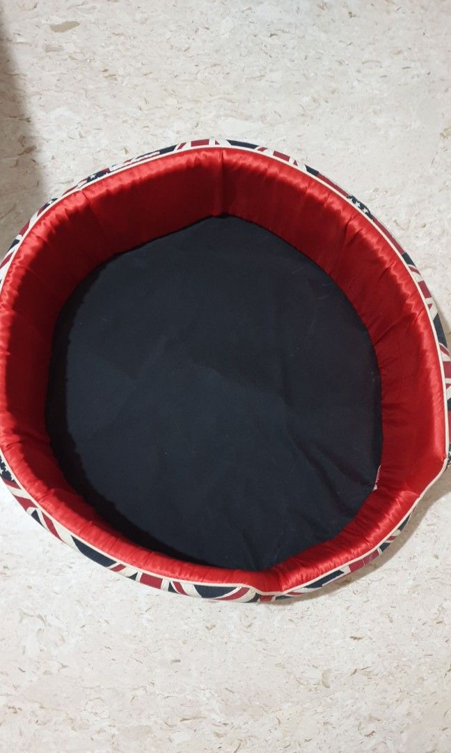 Car tyre dog bed sales