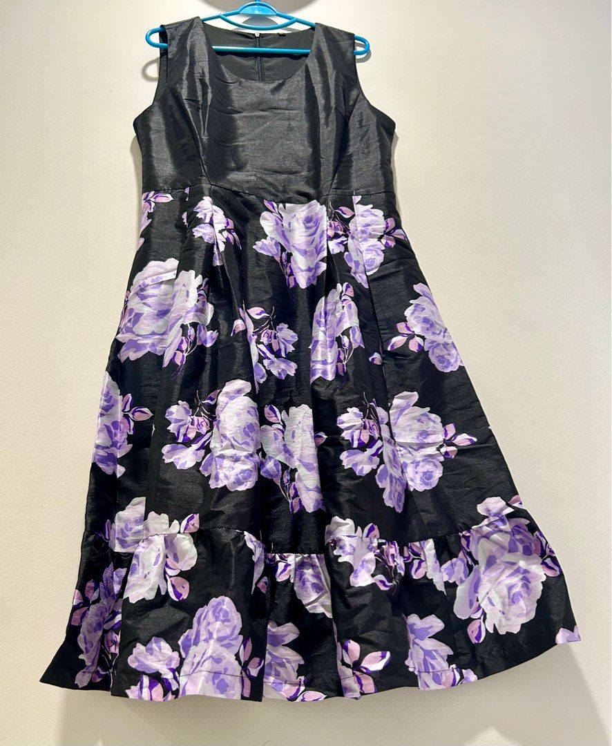 Elegant floral maxi dresses 2025