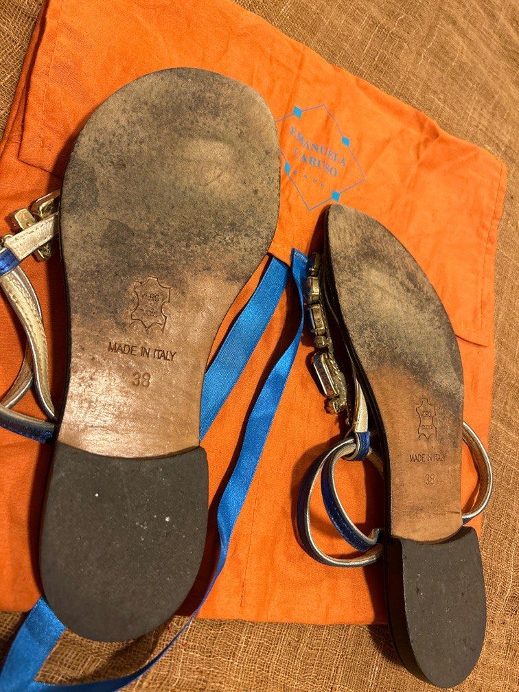 Caruso sandals top