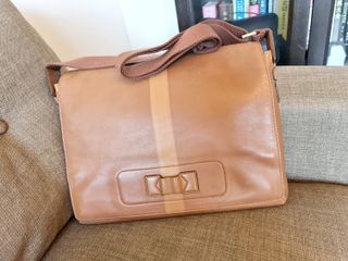 👜Archy Messenger PM Pack👜, Luxury, Bags & Wallets on Carousell