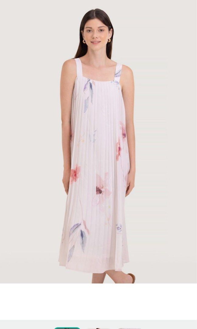 Fayth Spring Bloom Pleated Midi Dress, Women's Fashion, Dresses & Sets ...