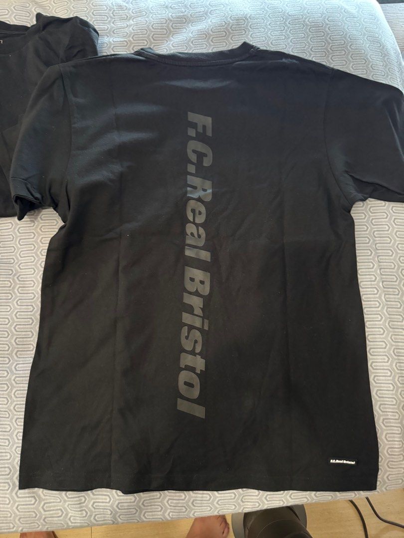 fcrb t-shirt, 男裝, 上身及套裝, T-shirt、恤衫、有領衫- Carousell