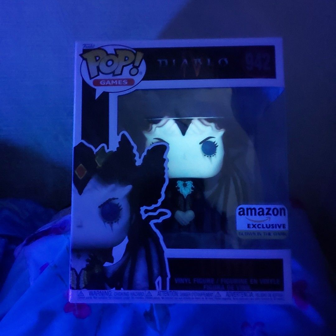 Funko Diablo 4 Lilith Glow in the dark, Hobbies & Toys, Toys & Games on