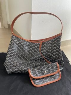 FENDI Peekaboo bag in soft black leather Médium size - VALOIS VINTAGE PARIS
