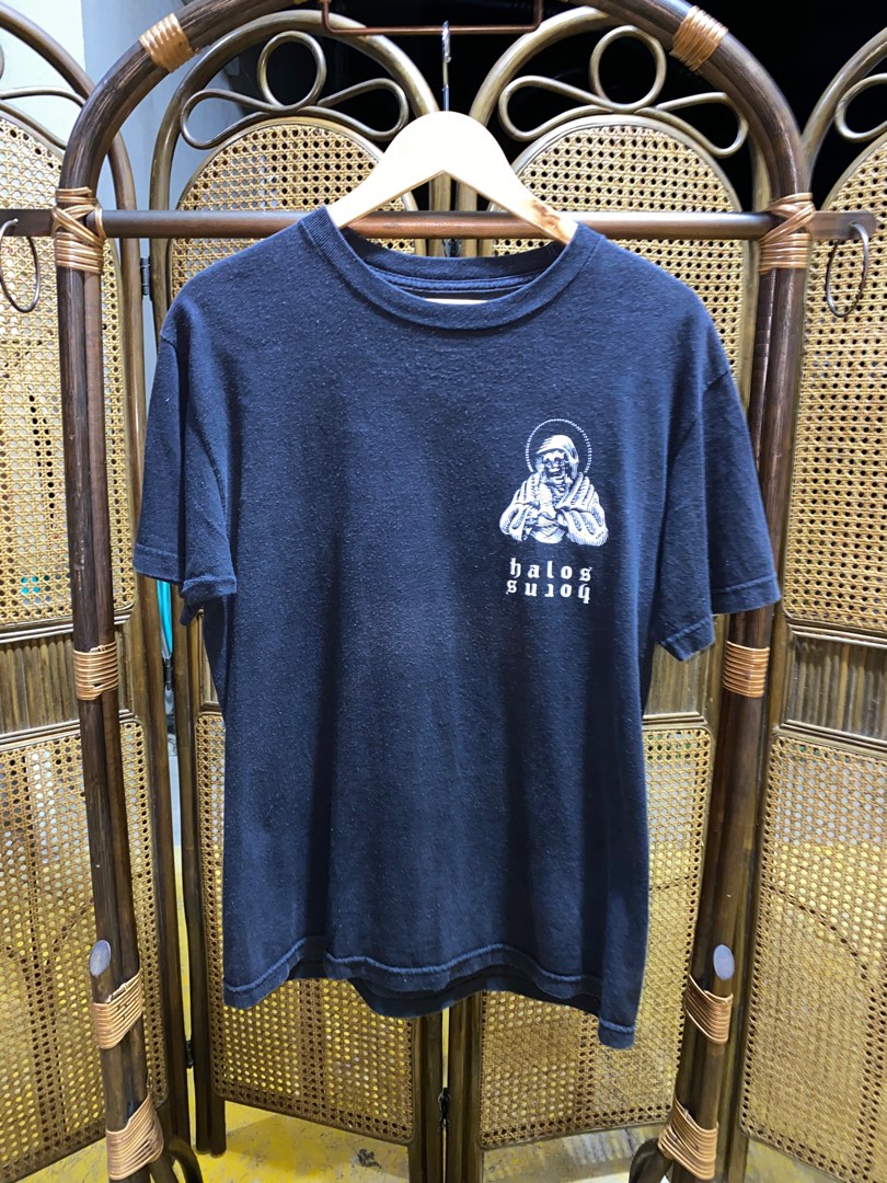 HALOS HORNS MEDIUM 20 x 28, Men's Fashion, Tops & Sets, Tshirts