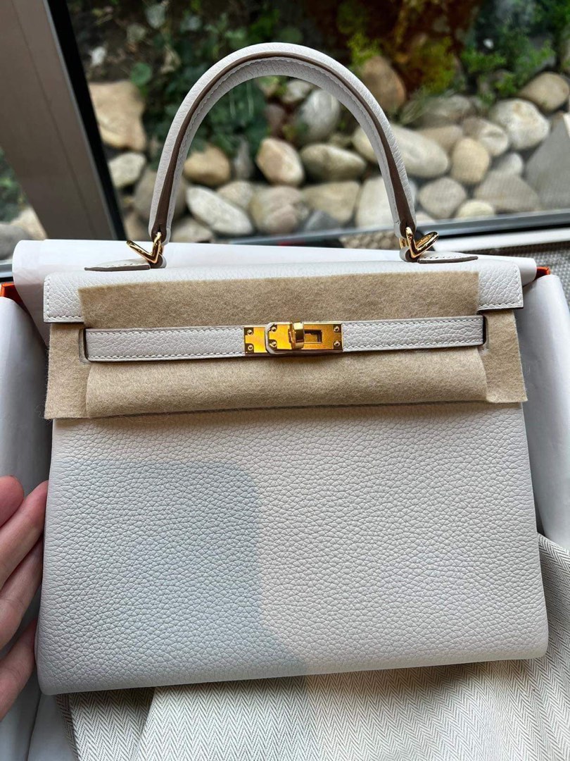 Hermes Kelly Sellier 25 Gris Mouette Epsom, Luxury, Bags & Wallets on  Carousell