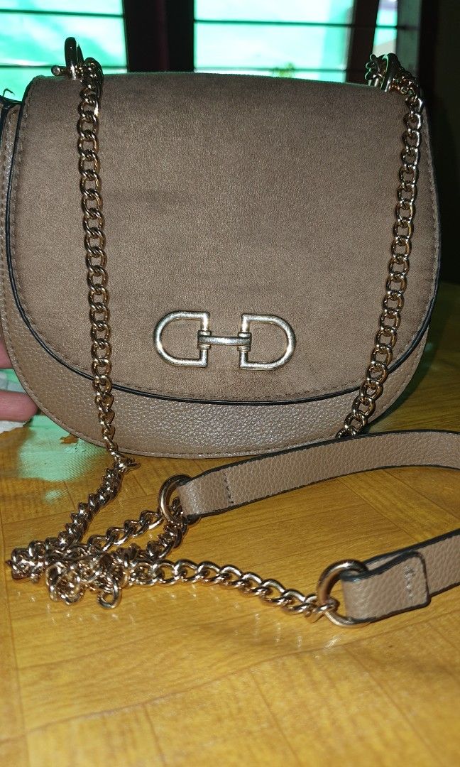 Sling bag h&m original deals