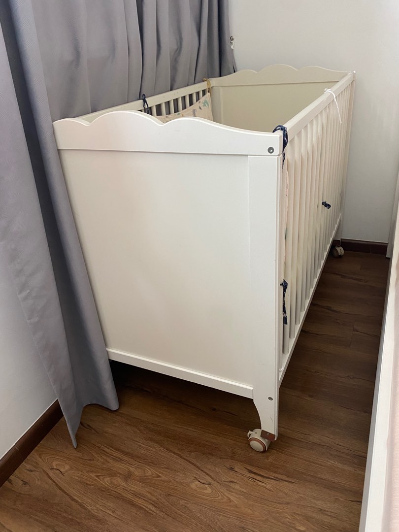 Ikea baby bed frame 2025