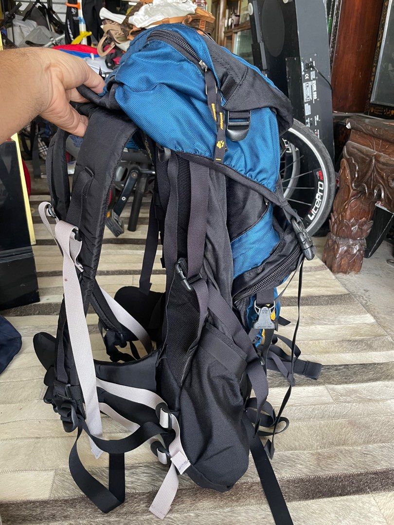 Jack wolfskin backpack Men s Fashion Bags Backpacks on Carousell
