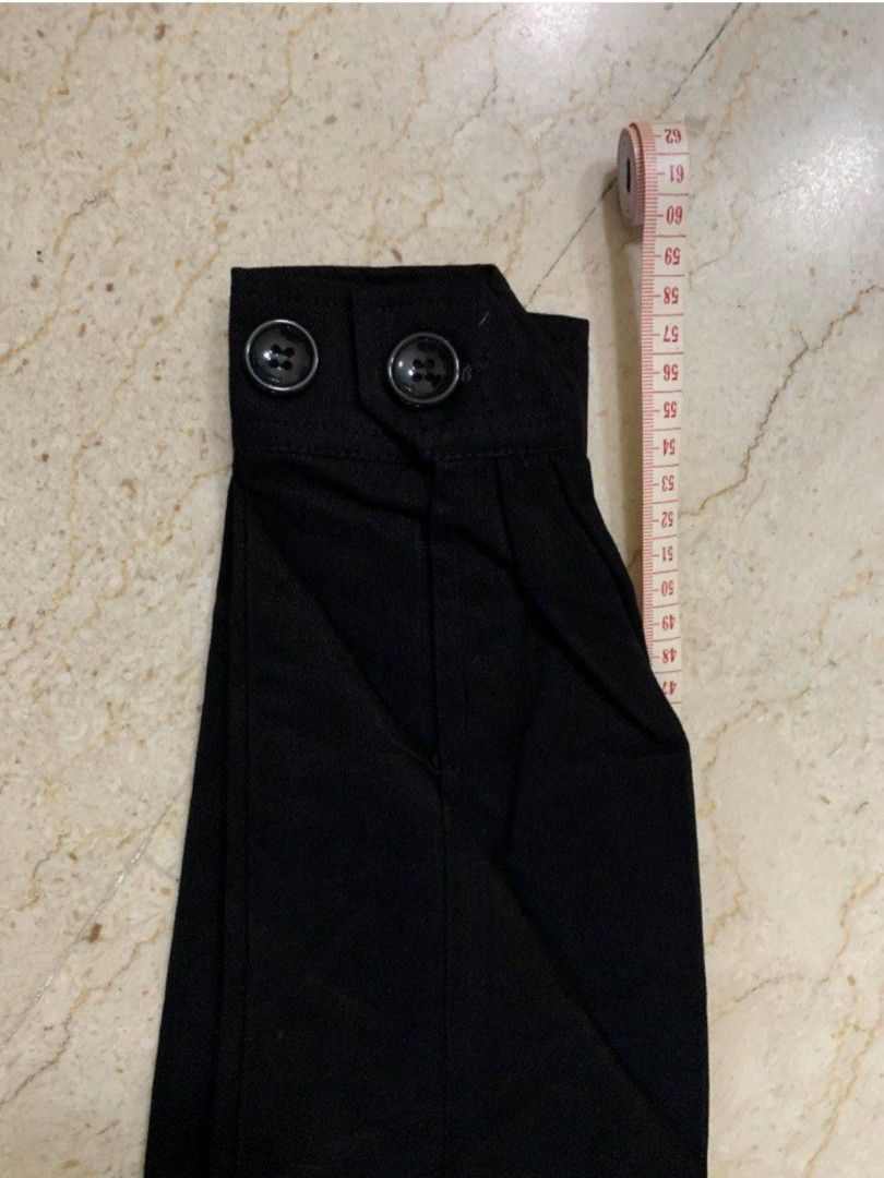 Jacket (Category: Coats, Jackets and Outerwear) located in Singapore. Submitted by jay1314raj (Listing ID 1262261607, Image 3). Description: Brand New Office Jacket ( semi formal) •Has collar and slightly padded shoulders (42cm across). •2 outside pockets and one inside. •Gold zipper in the middle that zips all the way. •Buttons at the end of the sleeves (59.5cm long) Style is more for office, cold air con, semi formal but not a blazer. Meetup on
