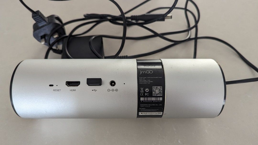 JMGO P2 portable projector, TV & Home Appliances, TV & Entertainment