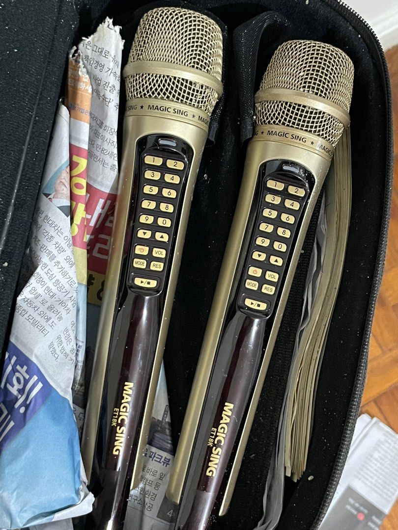 Karaoke Magic Sing 18k (Category: Soundbars, Speakers & Amplifiers) located in Cainta. Submitted by saejaelye (Listing ID 1262257073, Image 2). Description: PM to inquire about the set and its functions .