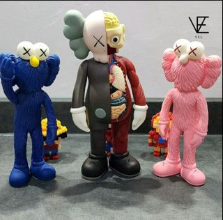 Harga kaws cheap toys