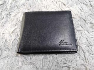 60223 HALF FOLDED WALLET W CARDHOLDERS KB, Men's Fashion, Watches &  Accessories, Wallets & Card Holders on Carousell