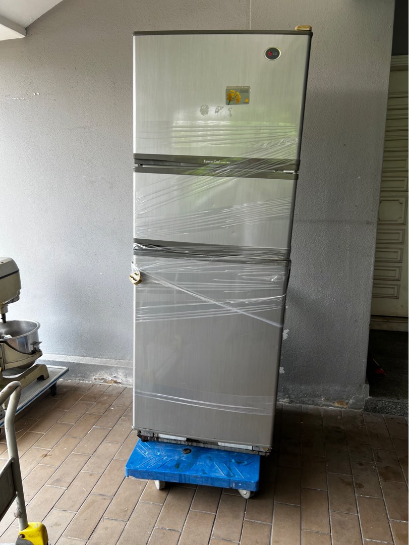 Moving house!! LG 3 door refrigerator, TV & Home Appliances, Kitchen