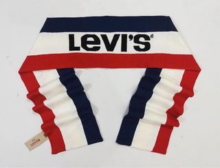 Levi’s Olympic shawl