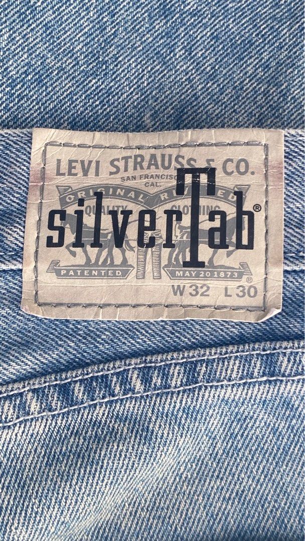 levis silvertab baggy, Men's Fashion, Bottoms, Jeans on Carousell