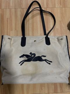 (Category: ) located in . Submitted by queenbeepreloved09 (Listing ID 1262257917, Image 1). Description: .