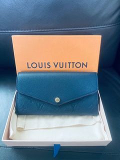 Louis Vuitton Womens Iris XS Wallet Magnolia – Luxe Collective