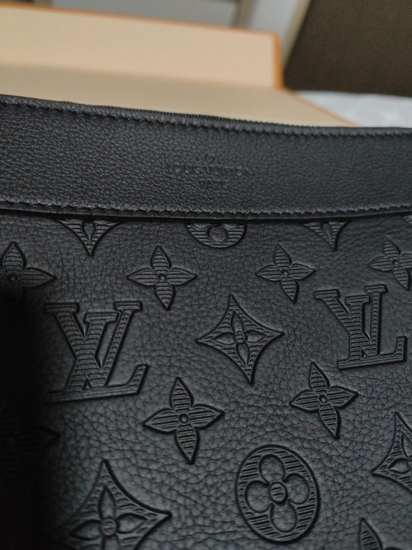 Louis Vuitton Pochette Voyage Souple M82545, Luxury, Bags & Wallets on ...