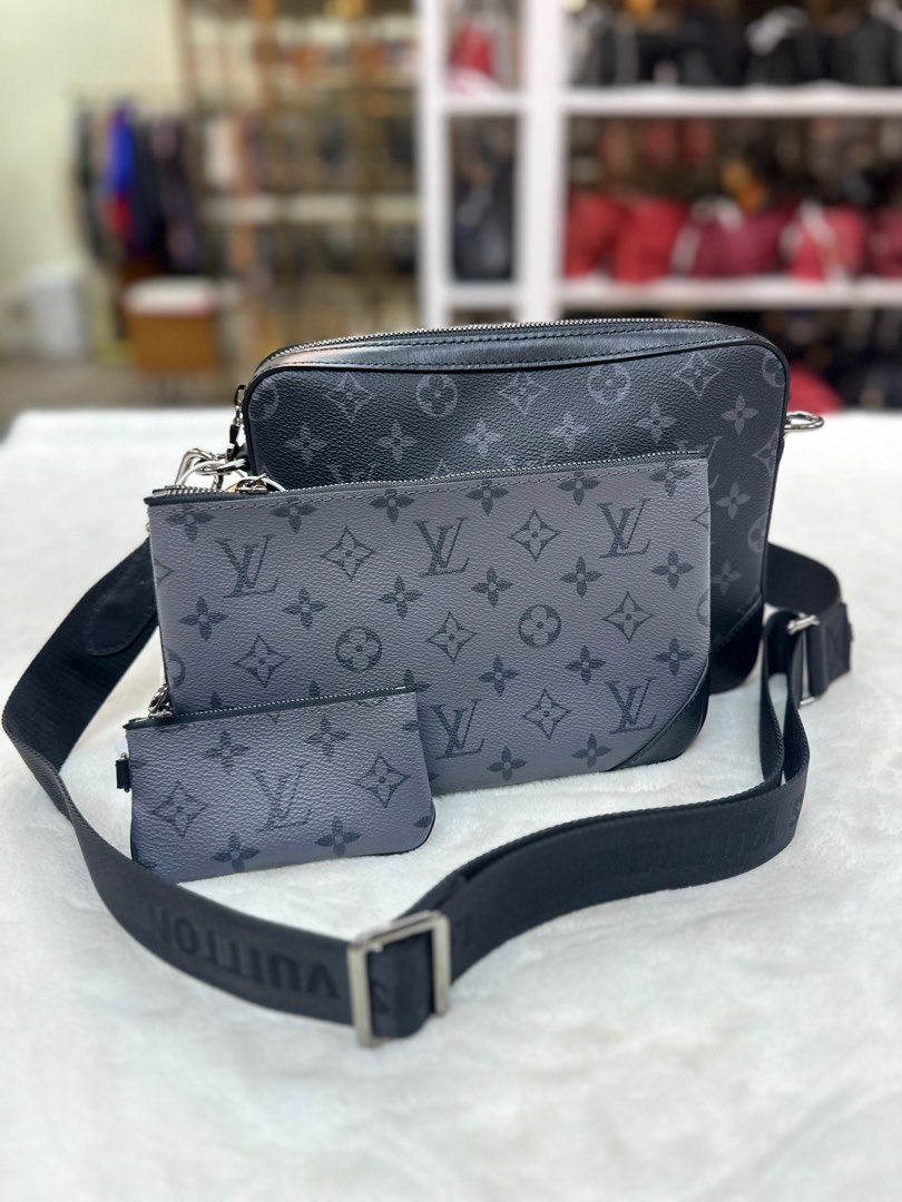 Trio Messenger, Used & Preloved Louis Vuitton Crossbody Bag