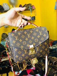 Brand new authentic Louis Vuitton Metis east west monogram 2way bag,  Luxury, Bags & Wallets on Carousell