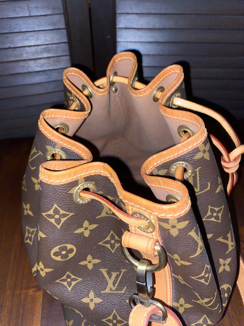 Louis Vuitton Pink & Yellow Gradient OnTheGo GM Bag, Luxury, Bags & Wallets  on Carousell