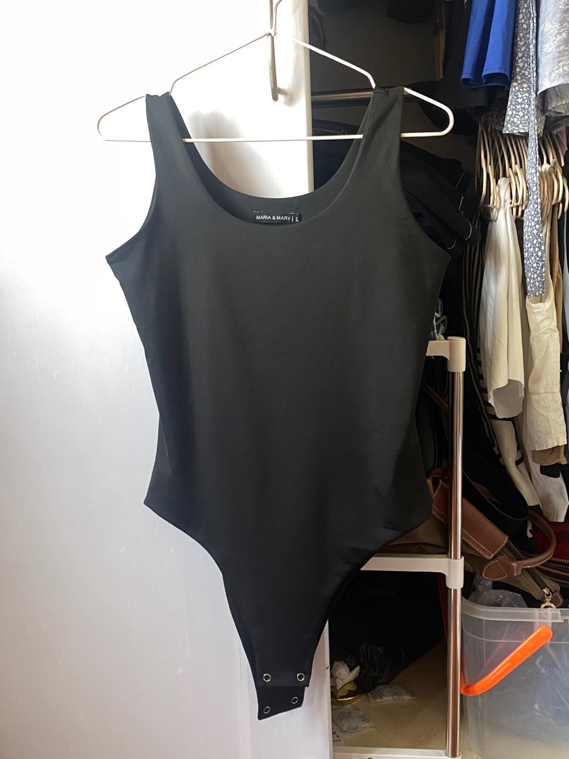Maria and Mary Scoop-neck Bodysuit with Snap-button in Black, Women's  Fashion, Tops, Others Tops on Carousell