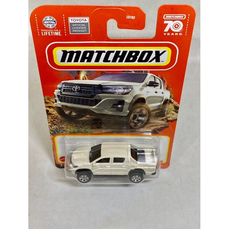 Matchbox toyota hilux 2025