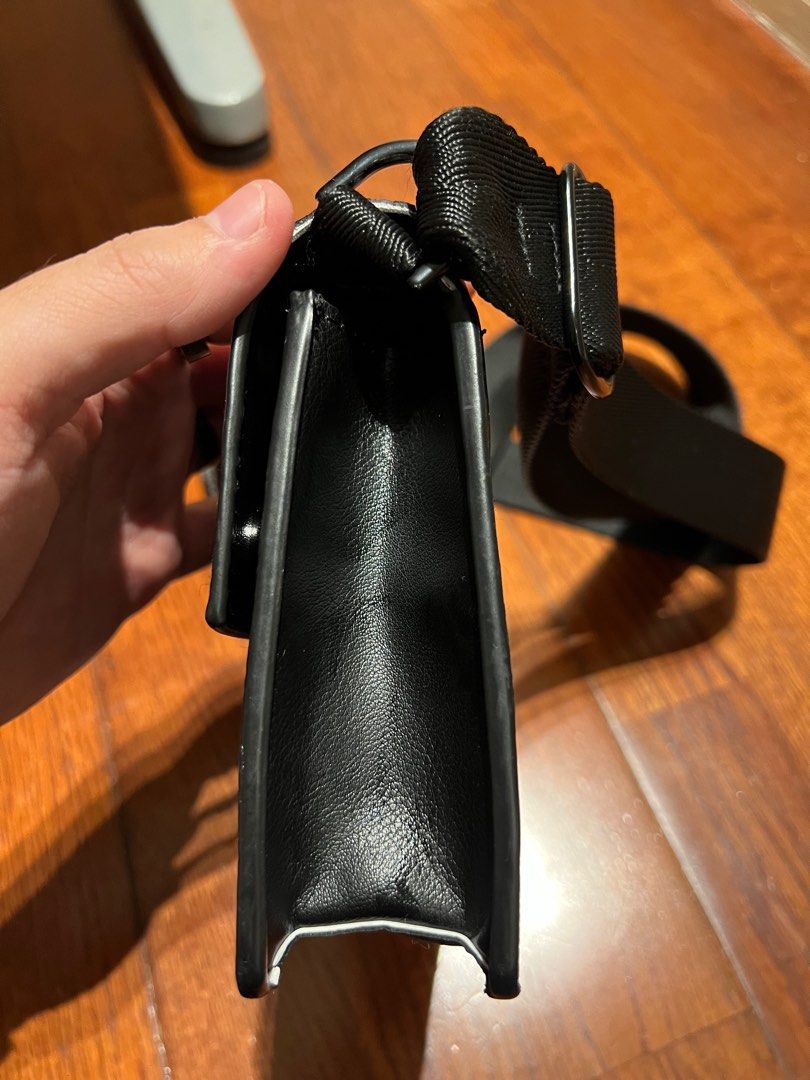 Men's Zara Crossbody Bag, Men's Fashion, Bags, Sling Bags on Carousell