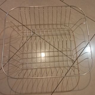 Metal dish rack